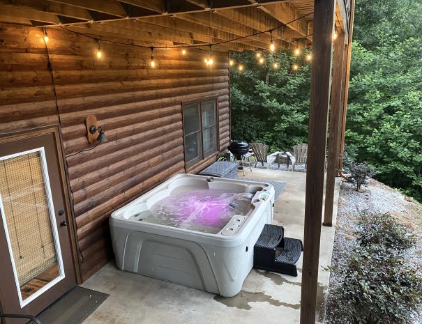 mountain_hot_tub